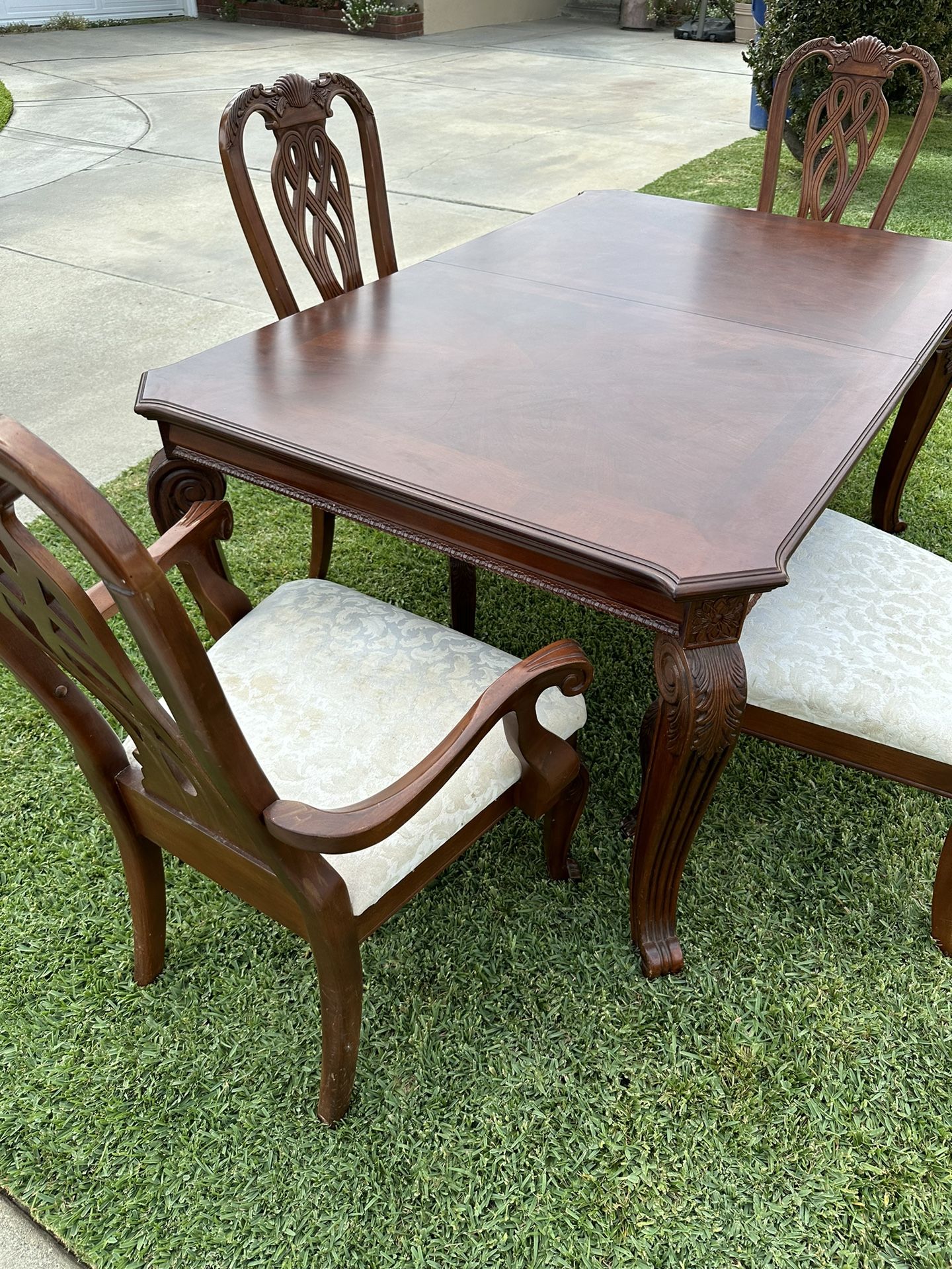 Dining Table Set 4 chairs for Sale in Palmdale, CA OfferUp