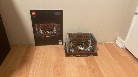LEGO Star Wars: Death Star Trash Compactor Diorama With Instructions 