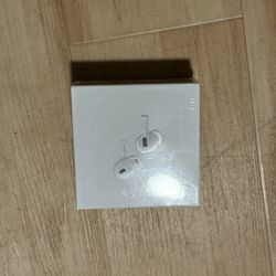 Apple AirPod Pro 2 With Active Noise Cancellation 