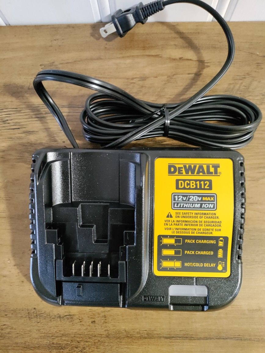12V MAX* - 20V MAX* DeWalt Charger