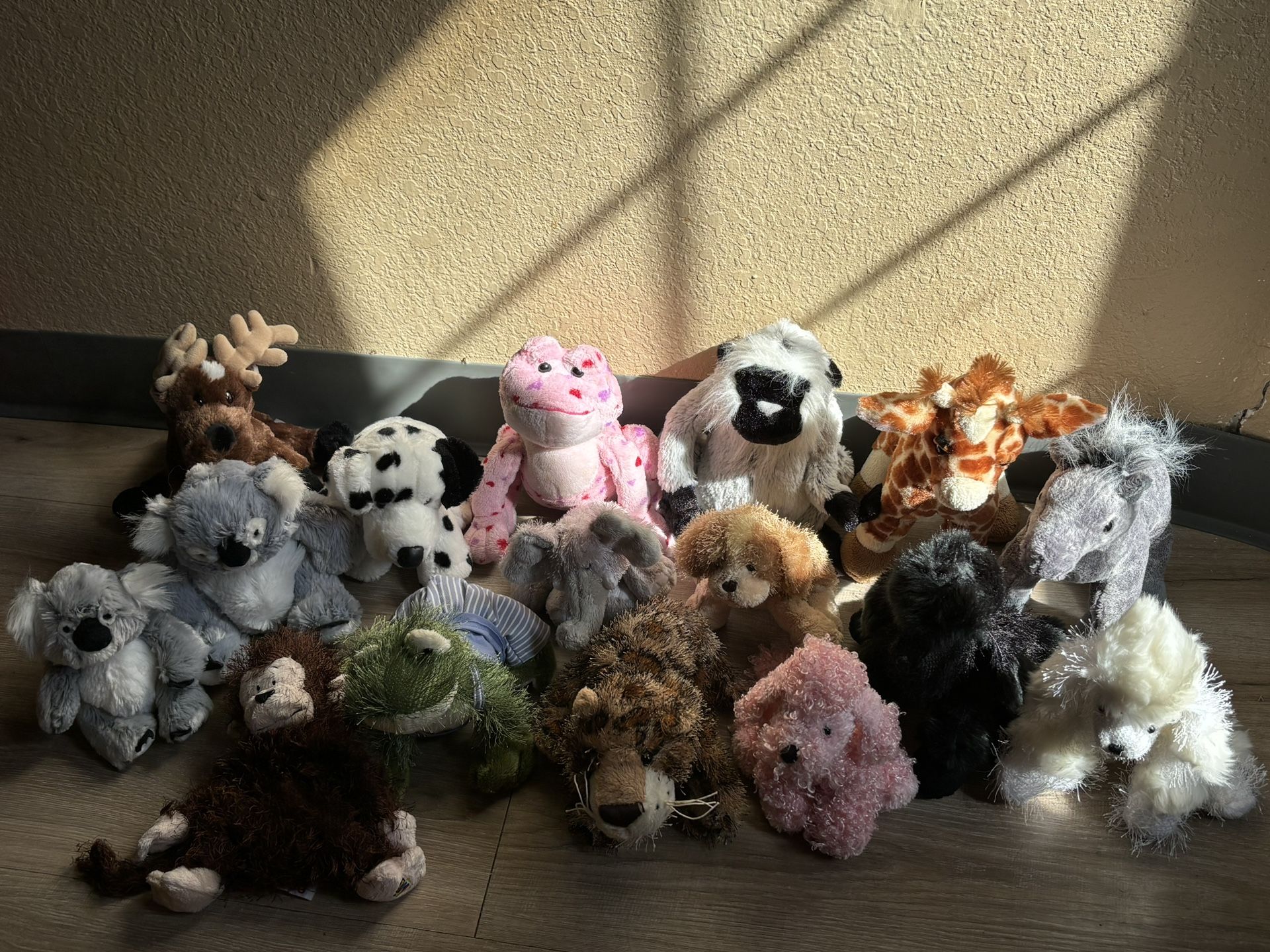 Bundle Of Webkinz Ganz Stuffed Animals / Plushes