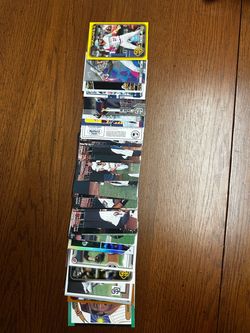 BASEBALL CARD LOT OF MANY HOLLOWS AND PADRES PLAYERS