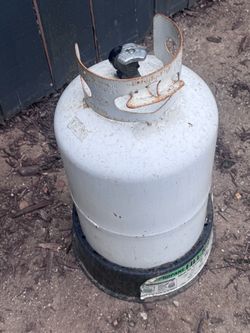 Large capacity, propane tank