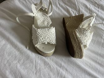 Sandle. High Wedge Size 9