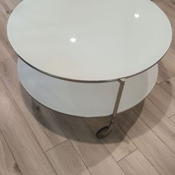 White Round Glass Coffee table