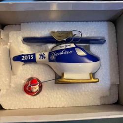 Danbury Mint 2013 New York Yankees Ornament 