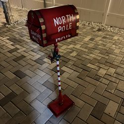 Zaer LTD USA Metal North Pole Christmas Mailbox – Holiday Décor