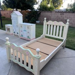 Twin Bed