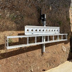 Dirtbike tow hitch carrier