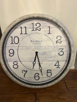 Coastal wall clock