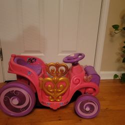Disney Carriage Car w/battery Charger