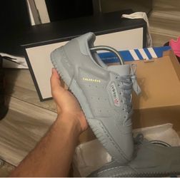 Adidas Yeezy Powerphase Grey