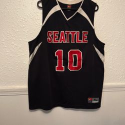 Seattle U Basketball Jersey #10 NIke Size XL Stitched 