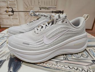 Nike vomero 18 plus women 6.5