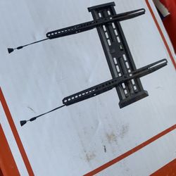 Tv Mount.  Up To 120 Pounds 
