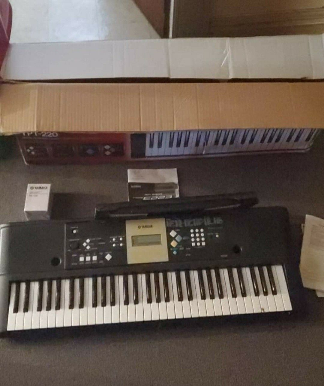 Yamaha Keyboard