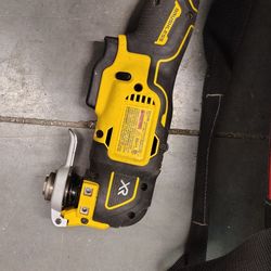 DeWalt Multi Tool 