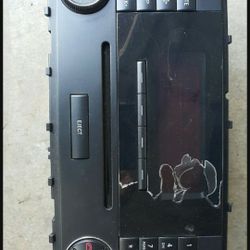 Mercedes-Benz CD Player console