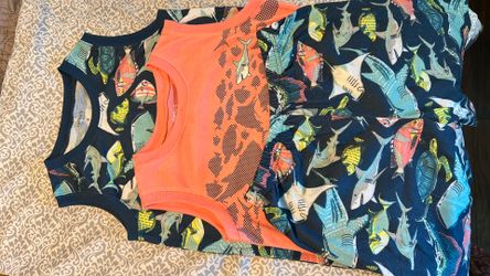 Tank tops set