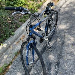 Hybrid Trek Road Trail Mountain Bike Bicycle 21 Speed Aluminum Very Light 