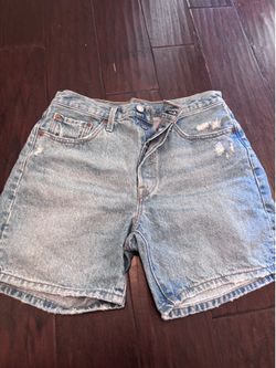 Levi’s shorts women’s W 28