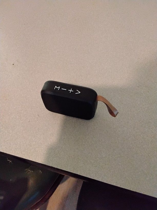 Bluetooth Speaker 