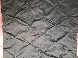 Queen Size Greenish Comforter With Shams ...New!