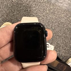 Apple Watch Series 7 45mm LIKE NEW