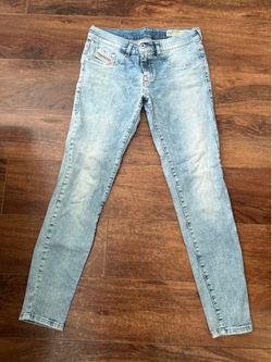 Diesel woman skinny jean size 29 like new