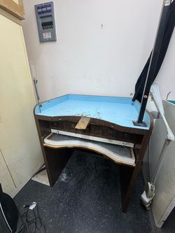 Professional Jeweler’s Workbench / Jewelry Repair Bench