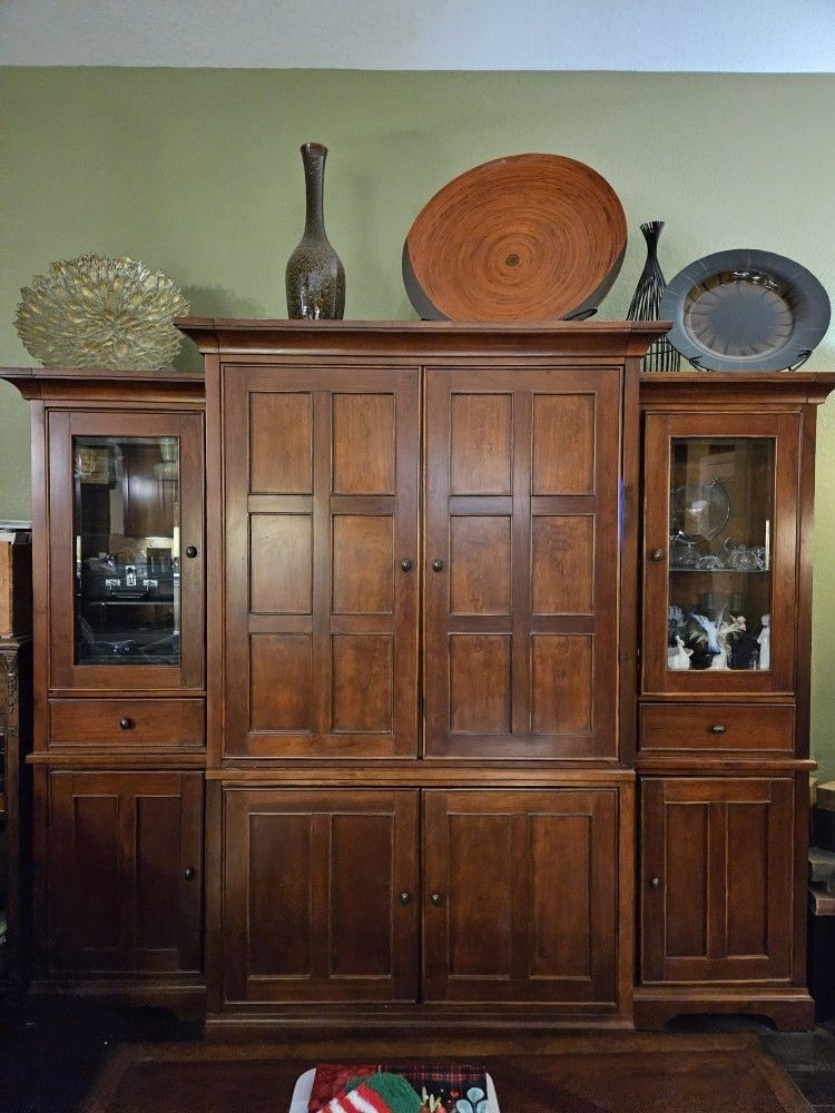 REDUCED* Beautiful 3 Piece Wood Entertainment Cabinet With Lighted Curios On Each Side Tons of Storage!