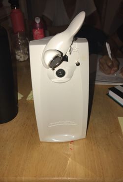Power can opener