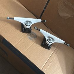 Skateboard Trucks & Deck