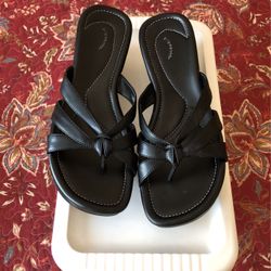 Woman’s Sandel