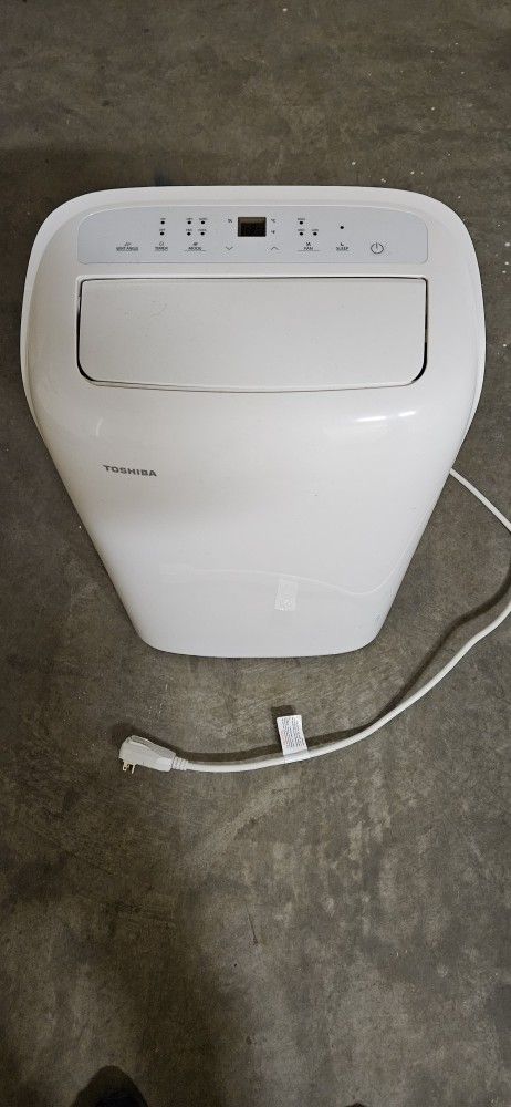 TOSHIBA AC UNIT 10000 BTUs