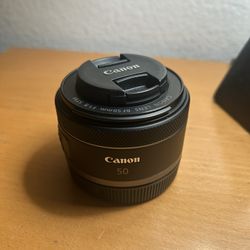 RF 50 mm f/1.8 