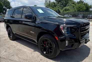 2022 GMC-YUKON AT4