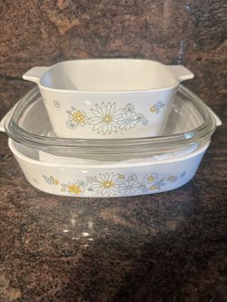3- Pieces Vintage Corning Ware “Floral Bouquet” Beautiful! Large pieces has a glass cover. Pattern Hard To Find!