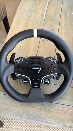 Racing wheel and pedals/Moza R5