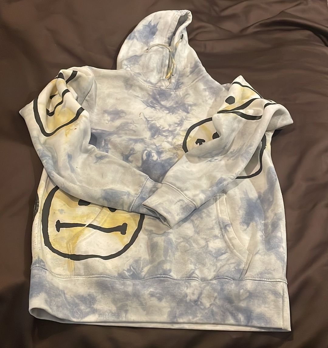 Men’s Smiley x Market Tie-Dye Hoodie.