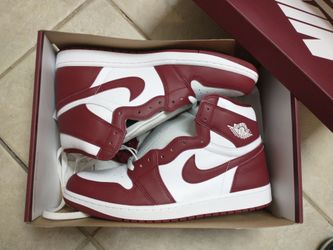 New Air Jordan 1 Retro High men size 12.5