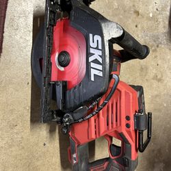 Brushless Skil Circular Saw  No Charger 