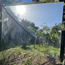 Free Glass Mirror 