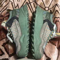 Off white shoe for sale