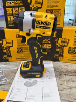 Dewalt DCF921 1/2 COMPACT WRENCH