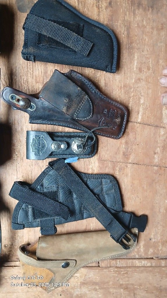 Gun Cabinet( With Key ) 4, Holsters,,Pistol Hard Case