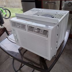 Air Conditioner 5.000 Blut Like New 