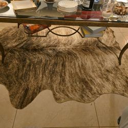 Authentic Cowhide Area Rug – Organic Shape