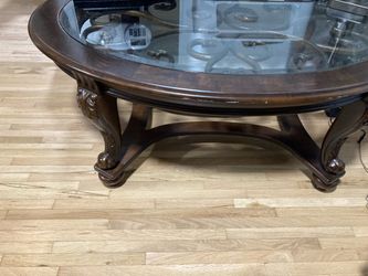 Coffey table with two end table