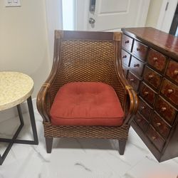 Rattan Pier one Imports Chairs (2)